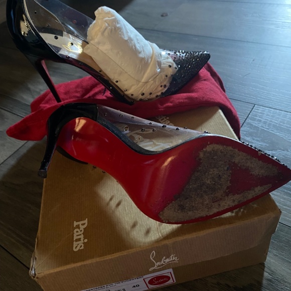 Red bottoms - Picture 2 of 2